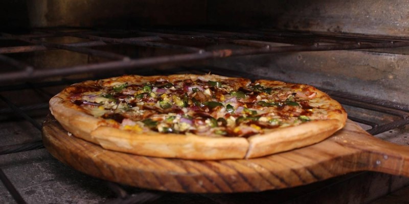 Билік зейнетақы қорындағы ақшаны АҚШ-тағы пицца сататын компанияға салған