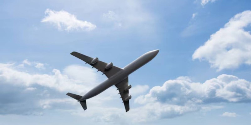 Ұшақта 413 адам болған: Тайландқа бағыт алған ұшақтан өрт шықты