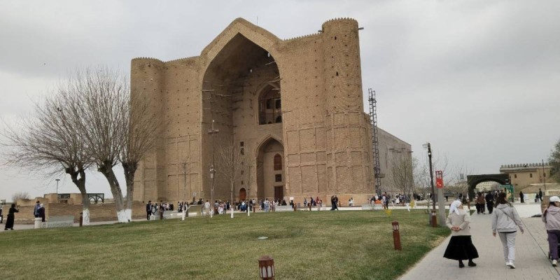 Түркістанда 100 млн теңгелік видеоролик дау тудырды