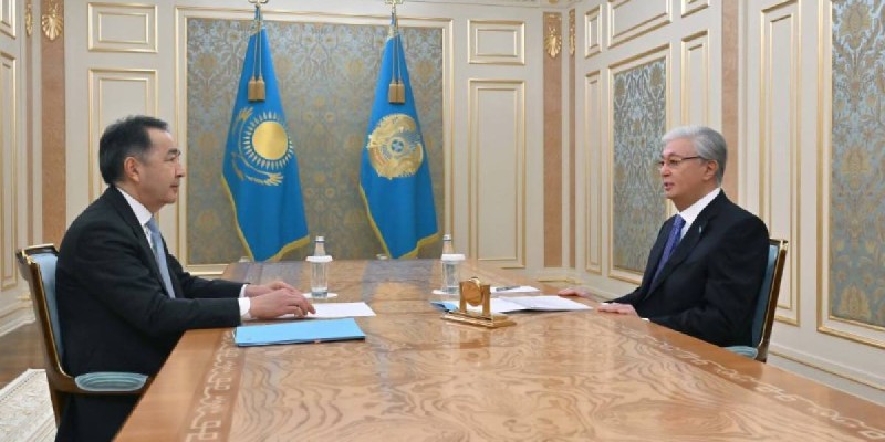 Тоқаев Сағынтаевпен ЕАЭО дамуы мен Санкт-Петербургтегі алдағы кеңес отырысын талқылады