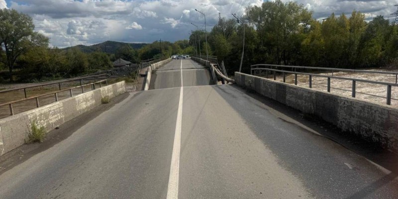 ШҚО-да көпір құлағаннан кейін көлік басқарма басшысы қызметінен босатылды