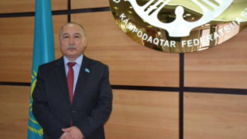 Мұхтар Тінікеев бас тартып, Амангелді Таспихов президент сайлауына үміткер болып ұсынылды.