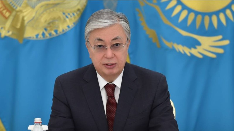 Ана тіліңмен бірге орыс тілін де меңгеру керек — Тоқаев.