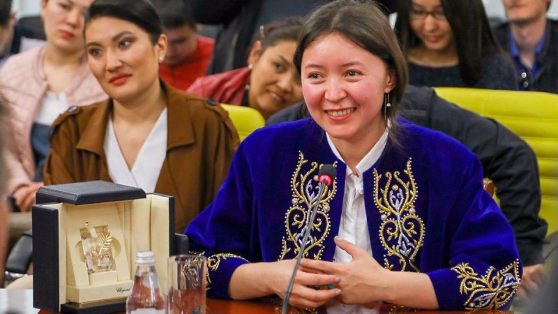 «Мен қазақ қызымын. Өзім де ашық-шашық киініп жүретін фильмдерді ұнатпаймын».