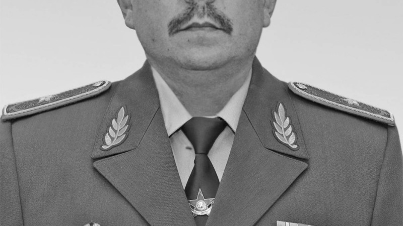 Қорғаныс вице-министрі Бақыт Құрманбаев коронавирустан қайтыс болды.