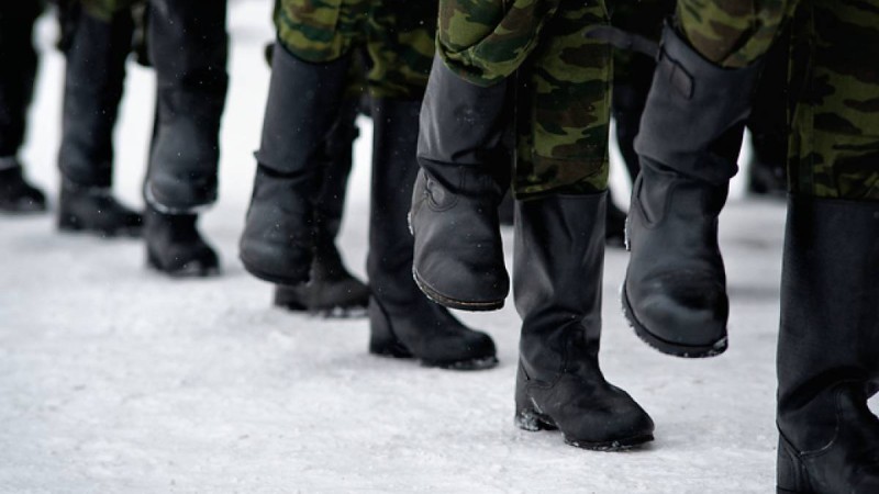 Қарағандыдағы сарбаз қазасы: Туыстары оның өзін-өзі атқанына сенбейді.