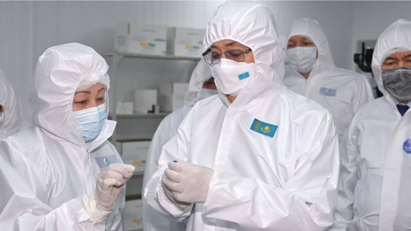 Қазақстан QazVac вакцинасын Ауғанстанға гуманитарлық көмек ретінде жібереді.