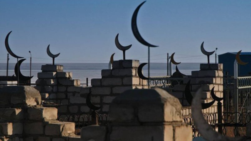 Жаназа «жарнама» жасайтын жер емес.