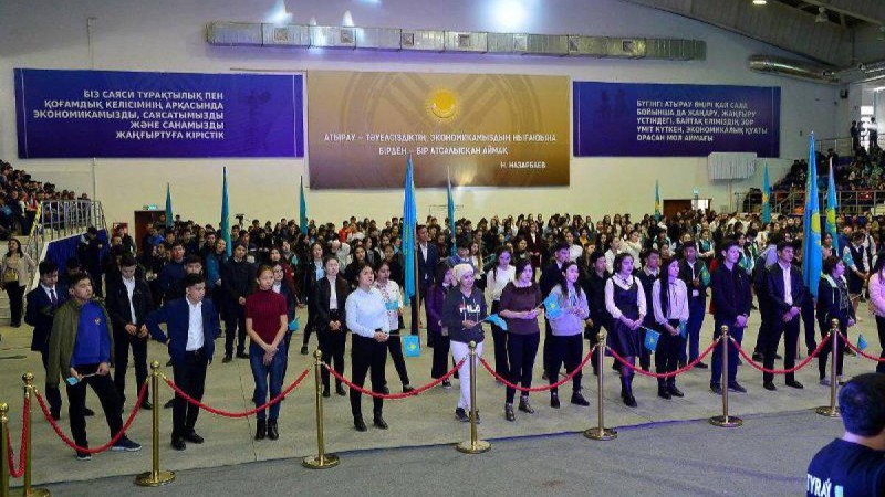 Атыраулық студент: Елордаға Нұр-Сұлтан есімінің берілуі — халықтың махаббаты мен алғысы.