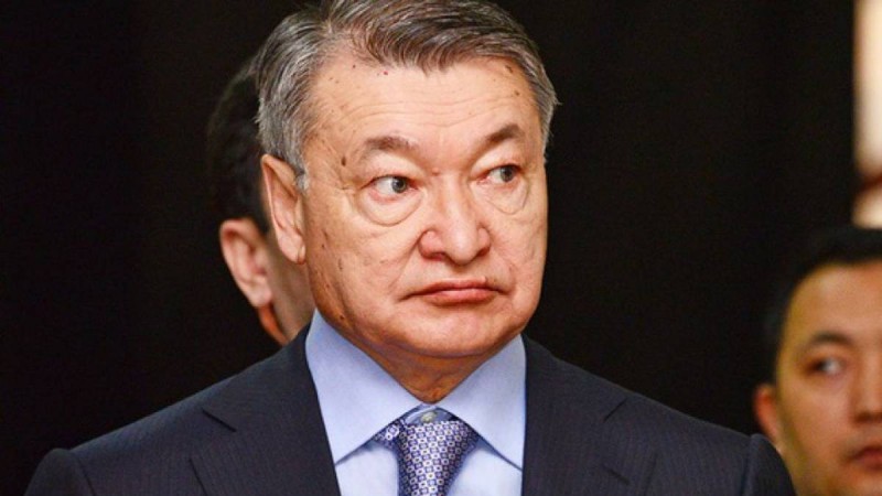 Даниал Ахметов «Бессмертный полк» маршына қатысады.