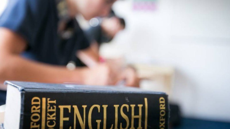 Тіл үйренем дегендерге тегін мүмкіндік.