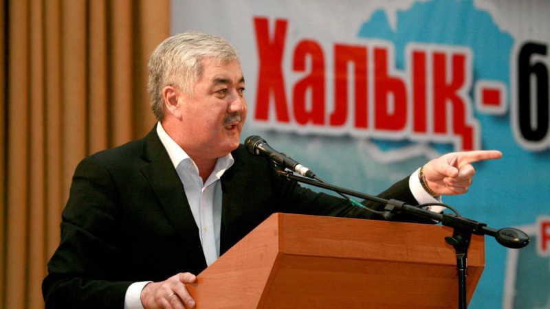 Әміржан Қосанов: Қазір халық пен оппозиция сөздері синоним болып кетті.