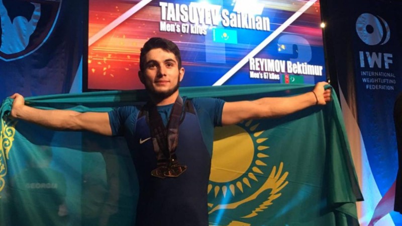 Қазақстандық спортшы әлем рекордын жаңартты.