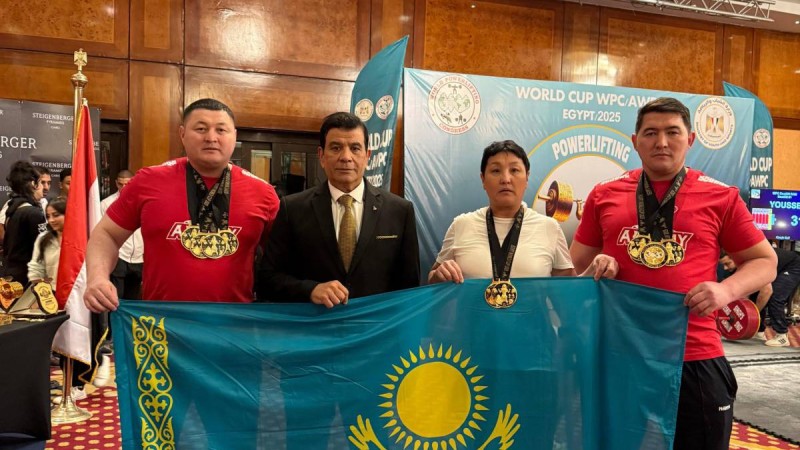 ҚАЗАҚСТАННЫҢ ЕҢБЕК СІҢІРГЕН ҰСТАЗЫ МЫСЫРДА ӨТКЕН ӘЛЕМ ЧЕМПИОНАТЫНДА ЕКІ АЛТЫН МЕДАЛЬ АЛДЫ.