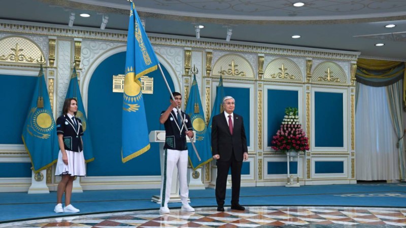 Президент Олимпиада ойындарына қатысатын спортшыларға мемлекеттік туды тапсырды.