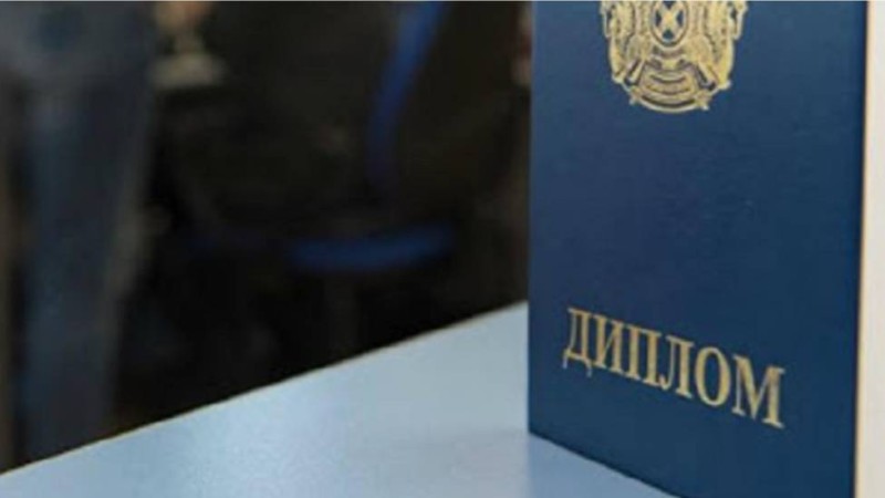 БҚО-да жалған дипломмен он жыл ауруханада жұмыс істеген қызметкерге қатысты іс қозғалды.