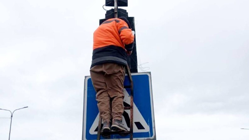 Республикалық маңызы бар тас жолдарда талапқа сай келмейтін жол белгілері ауыстырылды.