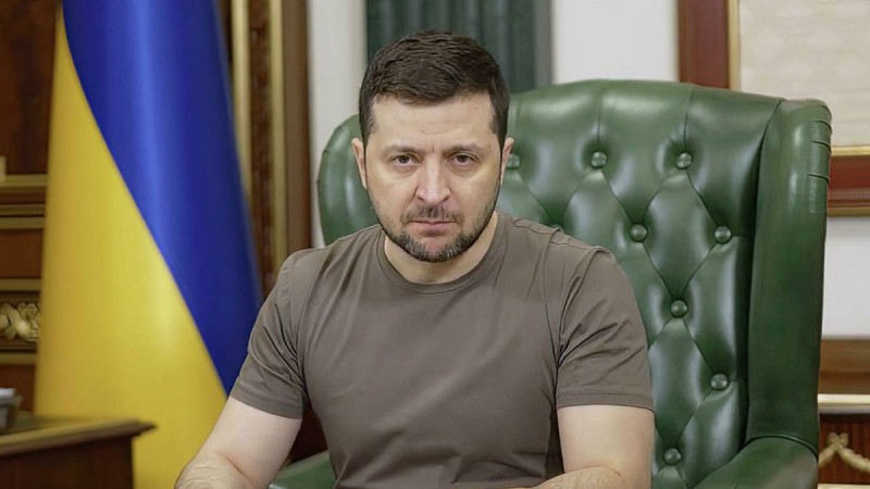 Зеленский саясаткер, президент ретінде бізге үлгі емес — депутат.