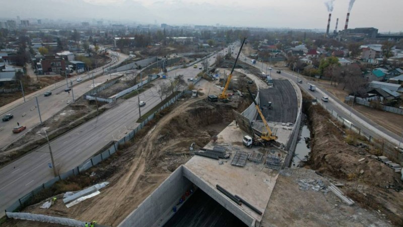 Алматыда Жансүгіров – Сейфуллин қиылысындағы жолайрық тоннельдерінде қозғалыс ашылады.