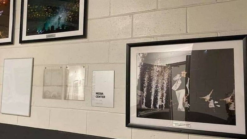 Нью-Йорктегі Barclays Arena-дағы жұлдыздар аллеясына Димаштың суреті ілінді.