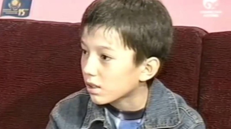 Димаш Құдайбергеннің бала кезінде телеарнаға берген сұхбаты (видео).
