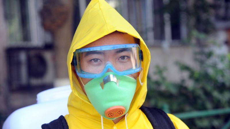 Алдыңғы шепте жүрген қызметкерлерге 7,2 миллиард теңгеге қорғаныс құралдары алынады.