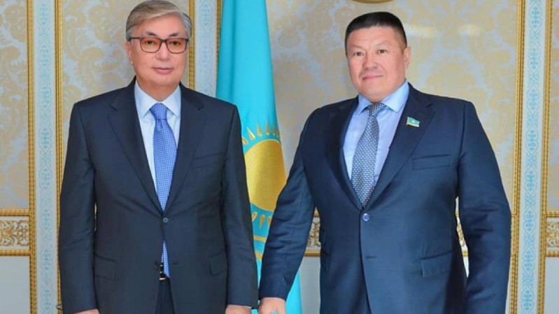 Басы дауға қалған депутат Тоқаевтың президент қызметін жоғары бағалады.