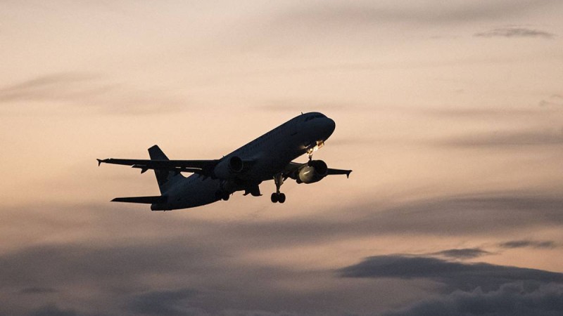 Ұшақ жолаушылары коронвируске тест тапсырмайды.