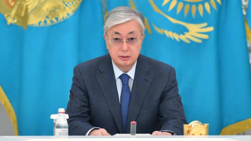 Қоғам президентке қарсы емес, қоғам өзгеріске қарсыларға қарсы.