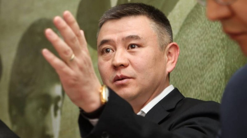 Мұхтар Тайжан қазақ жерін қорғау қозғалысына шақырады.