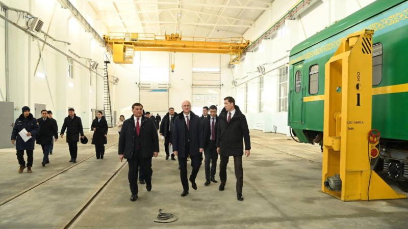 Роман Скляр Қызылордадағы вагон құрастыру зауытында болды.