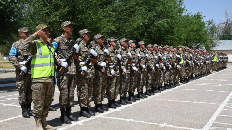 Назарбаев университетіне  түскен жігітті күшпен әскерге алып кеткен.