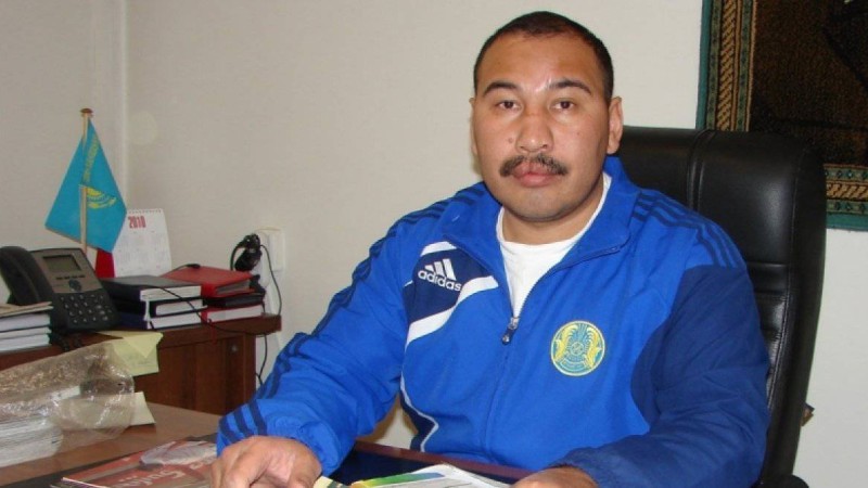 Ермахан Ибраимов: Әр балаға 20 мың теңгеден берілгенін қалаймын.