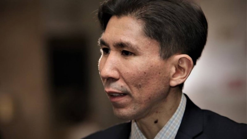 Досым Сәтпаев: Бүгініміз қорқынышты болып тұрғанда, жарқын болашақты уәде ете беруді қою керек!.