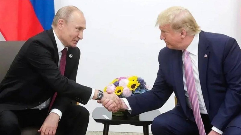 «Украинада бейбітшілік әлі орнамайды» — Трамп Путинмен телефон арқылы сөйлесті.