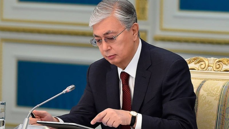 Тоқаев кәсіпкерлерді қолпаштап жүрген мемқызметкерлерді назарға алды.