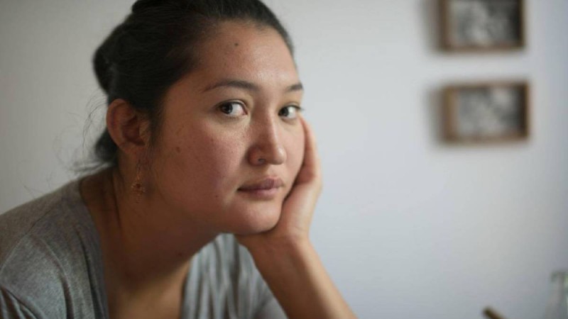 «Билік өкілін қорлады және күш қолданды» деп айыпталған Төлесоваға үкім шықты.