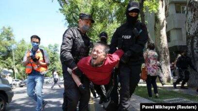 Президенттің кеңесшісі митингіге қатысты түсініктеме берді.