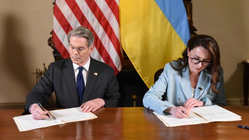 Украина мен АҚШ «сирек кездесетін металдар» жөнінде келісімге келді.