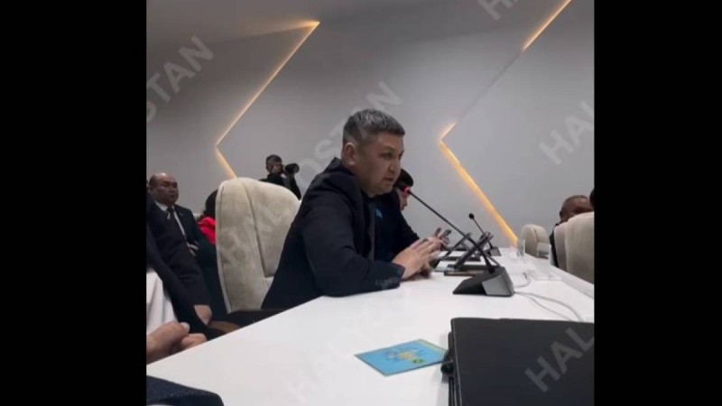 «Аманаттың» депутаты «Аманатпен» соттасып жатыр.