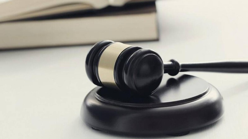 Ақмола облысында бұрынғы шенеунік пен кәсіпкер бюджет қаражатын жымқырғаны үшін сотталды.