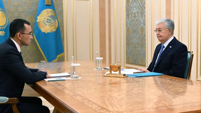 Мемлекет басшысы Сенат төрағасы Мәулен Әшімбаевты қабылдады.