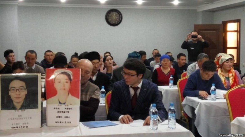 Қытайда қысым көріп, қудалауға түскен қазақтарға арналған жиын өтті.