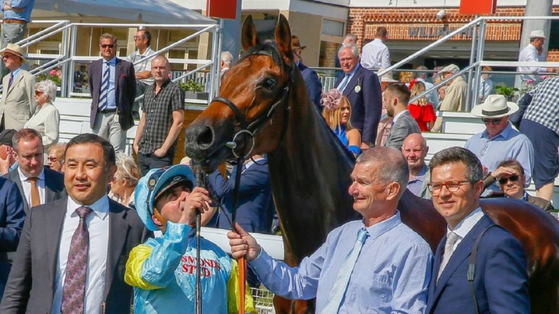 Англия тұрғындары Қазақстан олигархын сотқа бермек.