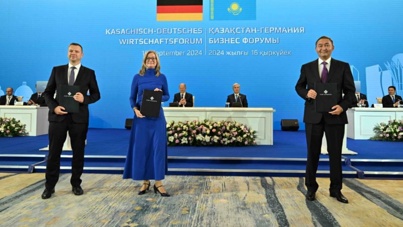Шольцтың Қазақстанға сапары аясында қандай құжаттарға қол қойылғаны белгілі болды.