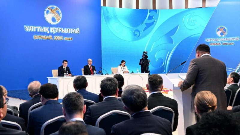 Бурабайда президенттің қатысуымен Ұлттық құрылтайдың IV отырысы өтіп жатыр.