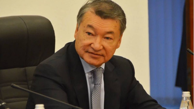 Даниал Ахметов ШҚО-да 81% халық мемлекеттік тілді біледі деген дерекке күмән келтірді.