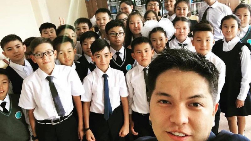 «Қазақстанның 100 жаңа есімі». Асан Жолдасов: «19 жасымда өз мектебімді аштым».