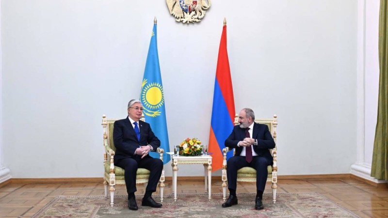 Тоқаев Пашинянмен шағын құрамда келіссөз жүргізді.