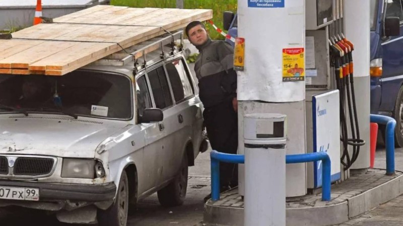 Ресей Украинаның шабуылына байланысты Қазақстаннан бензин сұрамақ.